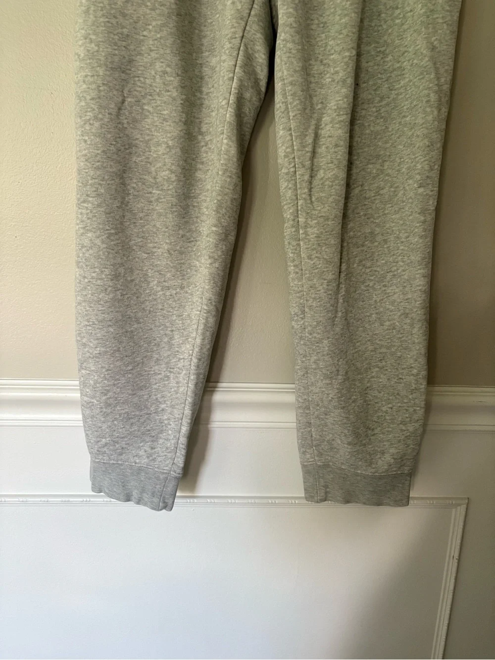 Nike Women’s Grey Fleece Jogger Pants Drawstring